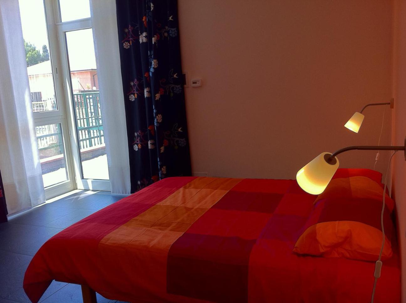 Etna Holiday Home Nicolosi Rom bilde