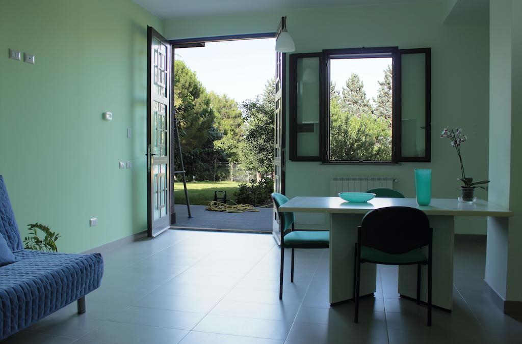 Etna Holiday Home Nicolosi Rom bilde