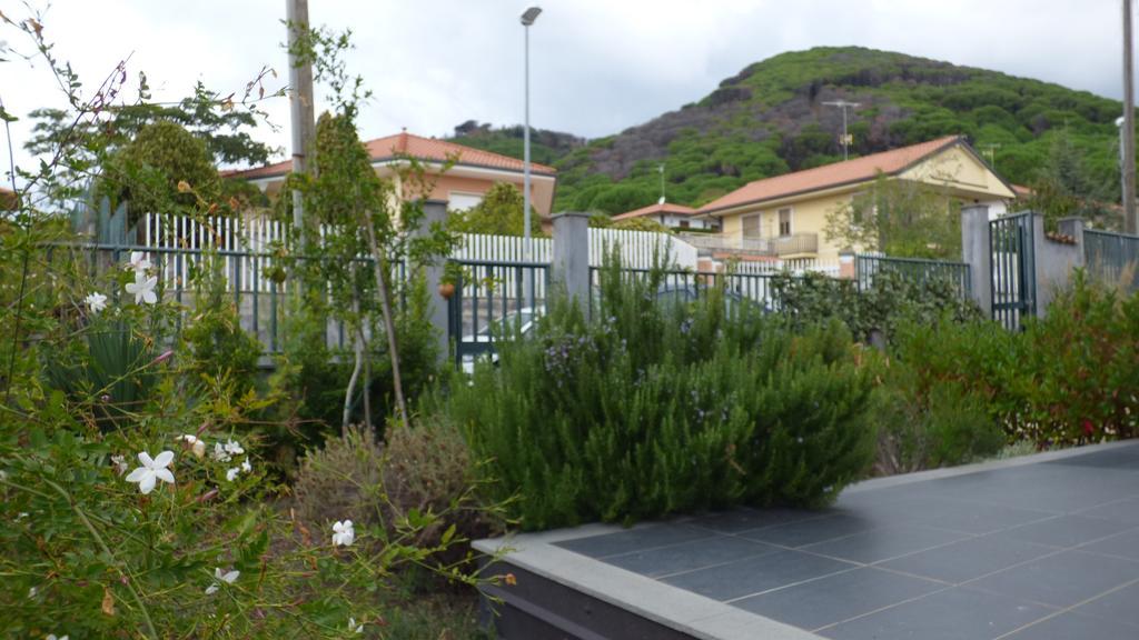 Etna Holiday Home Nicolosi Eksteriør bilde